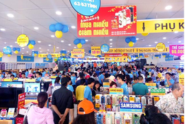 Thì ra đây là lý do thật sự mà mọi người ùn ùn đi mua sắm dịp cuối năm