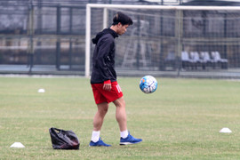 Công Phượng hồi phục nhanh, đến lượt HLV Park Hang Seo chấn thương