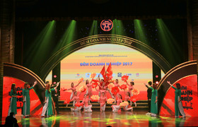 Tôn vinh các thương hiệu hàng đầu trong 'Đêm Doanh nghiệp 2017'