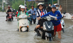 Thời tiết dịp nghỉ Tết Dương lịch 2018: Hà Nội đón không khí lạnh, TP.HCM nguy cơ ngập lụt