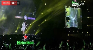 Video trực tiếp Heineken Countdown 2018 ở Hà Nội: Không khí tưng bừng đón giao thừa