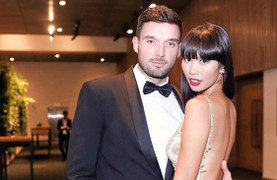 Siêu mẫu Hà Anh mang bầu hơn 3 tháng