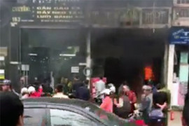 Người đàn ông đổ xăng tự thiêu trong ngôi nhà ở Hải Phòng