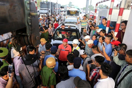 Tài xế tiếp tục bị Công an Cai Lậy mời lên làm việc vì hành vi 'gây rối trật tự'