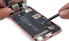 Người dùng iPhone tại Việt Nam sẽ được thay pin chính hãng ở đâu?
