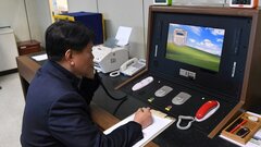 Vừa nối lại đường dây liên lạc, Triều Tiên tức tốc gọi điện cho Hàn Quốc