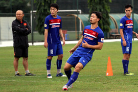 U23 Việt Nam: Ai chắc suất ngoài Công Phượng, Xuân Trường?