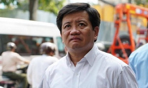 Lá đơn từ chức và khí tiết người có lòng tự trọng