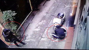 Clip: Trộm cắt khóa chữ U định 'nhảy' xe điện và cái kết bất ngờ