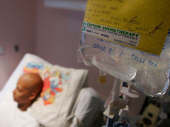 Hóa trị và những nỗi đau không nói thành lời