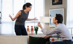 Bức xúc vì nhà chồng keo kiệt, cô gái đòi ly hôn, về nhà bố mẹ đẻ