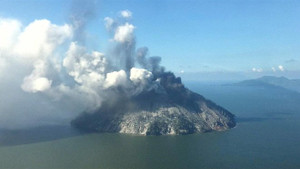 Núi lửa phun trào, hàng nghìn người sơ tán ở Papua New Guinea