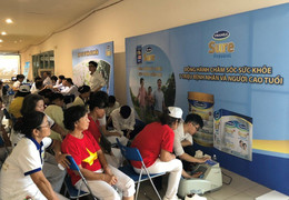 Vinamilk Sure Prevent tiếp tục đồng hành chăm sóc sức khỏe hơn 2.600 người cao tuổi