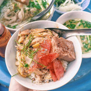 Tổng hợp những hàng xôi nóng hổi, siêu ngon cho ngày lạnh giá ở Hà Nội