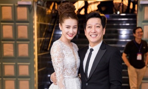 Trường Giang bất ngờ 'cướp sóng', cầu hôn Nhã Phương khi truyền hình trực tiếp