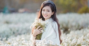 Cô giáo 9X trường Ams đẹp tinh khôi trong bộ ảnh mới