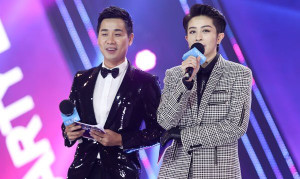 MC Nguyên Khang 'nhắc khéo' Ngô Kiến Huy: 'Muốn cầu hôn nhớ báo trước để không cắt sóng trực tiếp'