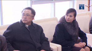 Người đẹp Triều Tiên dẫn đầu đoàn tiền trạm sang Hàn Quốc