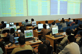 Ngày chứng khoán 'điên cuồng': Ông Trịnh Văn Quyết mất 2.450 tỷ đồng, bà Phương Thảo ẵm 2.200 tỷ