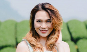 Video: Phản ứng của Mỹ Tâm khi được khuyên 'cởi đồ', lấy chồng để ủng hộ U23 Việt Nam