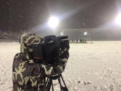 Chủ nhà Trung Quốc dọn tuyết trước trận U23 Việt Nam vs Uzbekistan