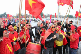 Trực tiếp: Không khí xem trận chung kết U23 Việt Nam - U23 Uzbekistan trên cả nước