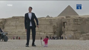 Clip: Người cao nhất và thấp nhất thế giới hội ngộ ở Ai Cập