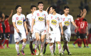 Ngoại binh tỏa sáng, HAGL đánh bại Sinh viên Hàn Quốc