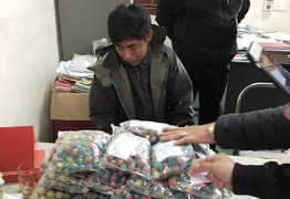 CSGT Nghệ An liên tục bắt giữ số lượng lớn pháo nổ