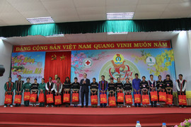 Chủ tịch nước chúc Tết và làm việc tại Tây Nguyên