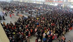 Hàng tỷ người Trung Quốc bắt đầu cuộc 'xuân vận' về quê ăn Tết
