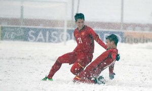 Siêu phẩm 'cầu vồng trong tuyết' của Quang Hải đẹp nhất U23 châu Á