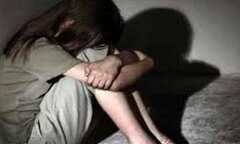 Sau 1 ngày làm thuê, bé gái 14 tuổi bị ông chủ quán ăn ép bán dâm