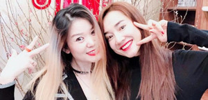 Nhã Phương không đeo nhẫn cầu hôn của Trường Giang