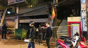 Khách hàng đốt lửa lấy 'hên' gây cháy nhà hàng Bếp Mường ở Hà Nội?