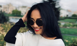 Đoan Trang khoe gu thời trang cá tính, hội ngộ bạn thân tại Mỹ