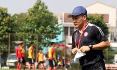 Tạm biệt Park Hang Seo, 'phó tướng' của Công Vinh trở về làm cánh tay phải HLV Miura