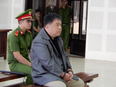 Kẻ nhắn tin doạ giết chủ tịch Đà Nẵng Huỳnh Đức Thơ khai gì trước toà?