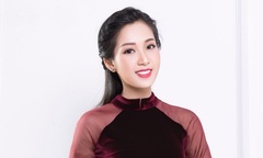 Hellen Thủy: ‘Thầy Đàm Vĩnh Hưng không muốn tôi đọc thông tin về mình trên mạng’