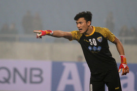 HLV FLC Thanh Hóa: Giữ được phong độ, Bùi Tiến Dũng chắc suất bắt chính