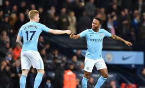 Song sát De Bruyne - Aguero tỏa sáng, Man City đè bẹp Leicester