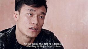 Thủ môn Bùi Tiến Dũng nghẹn ngào nói lời yêu thương khi Tết về