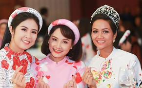 Hoa hậu H'Hen Niê làm người mẫu cho bộ sưu tập áo dài của Ngọc Hân