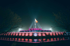 Nổ súng thần công, Kỳ Đài Huế rực sáng đón giao thừa Tết Mậu Tuất 2018