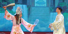 Táo quân 2018: Tiếng cười dễ dãi hơn, lồng nhiều yếu tố dung tục hơn