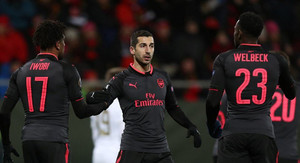 Arsenal đại thắng ở Europa League trong đêm giao thừa