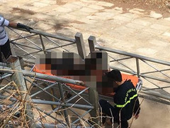 Điều tra 2 cha con chết cháy trong xe ô tô