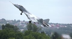 Video: Nghi vấn siêu tiêm kích Su-57 xuất hiện ở Syria