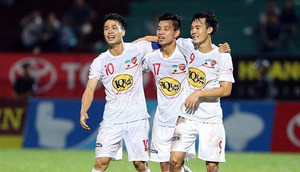 HAGL mang 6 cầu thủ U23 Việt Nam về quê Hồng Duy thi đấu