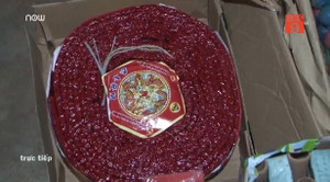 Mua gần 30 kg pháo lậu... làm quà biếu